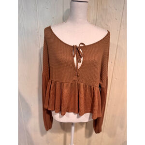 LUSH Brown Waffle Crop Tie Front Top Size Medium